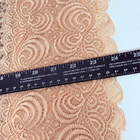 Elegant Artistic Scarf Wrap Beige Floral Chantilly Lace By Alif Creations Kuwait - Picture 10 of 12